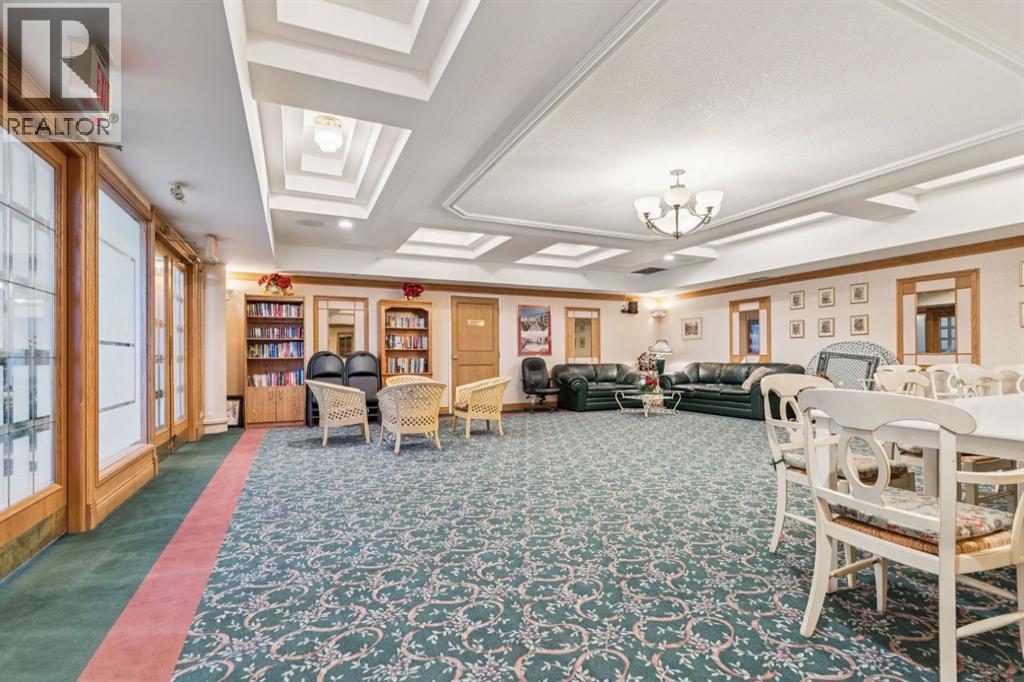 Single Family House for Sale in   Lincoln Way SW Lincoln Park Calgary 