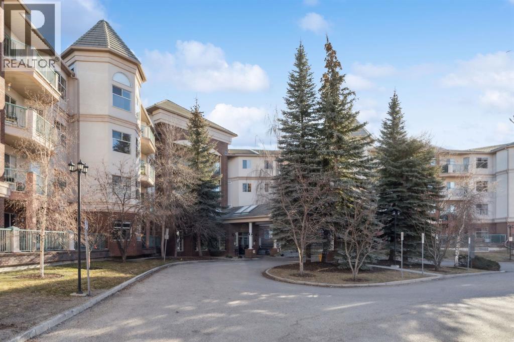 Single Family House for Sale in   Lincoln Way SW Lincoln Park Calgary 