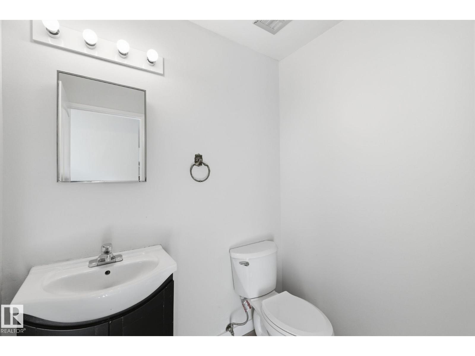 180 LONDONDERRY SQ NW, Edmonton