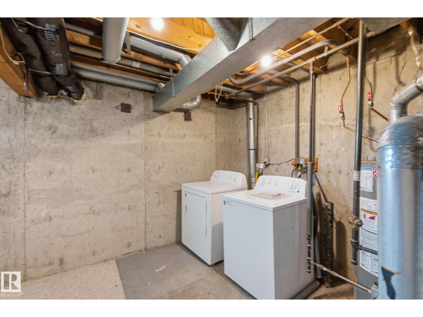 180 LONDONDERRY SQ NW, Edmonton