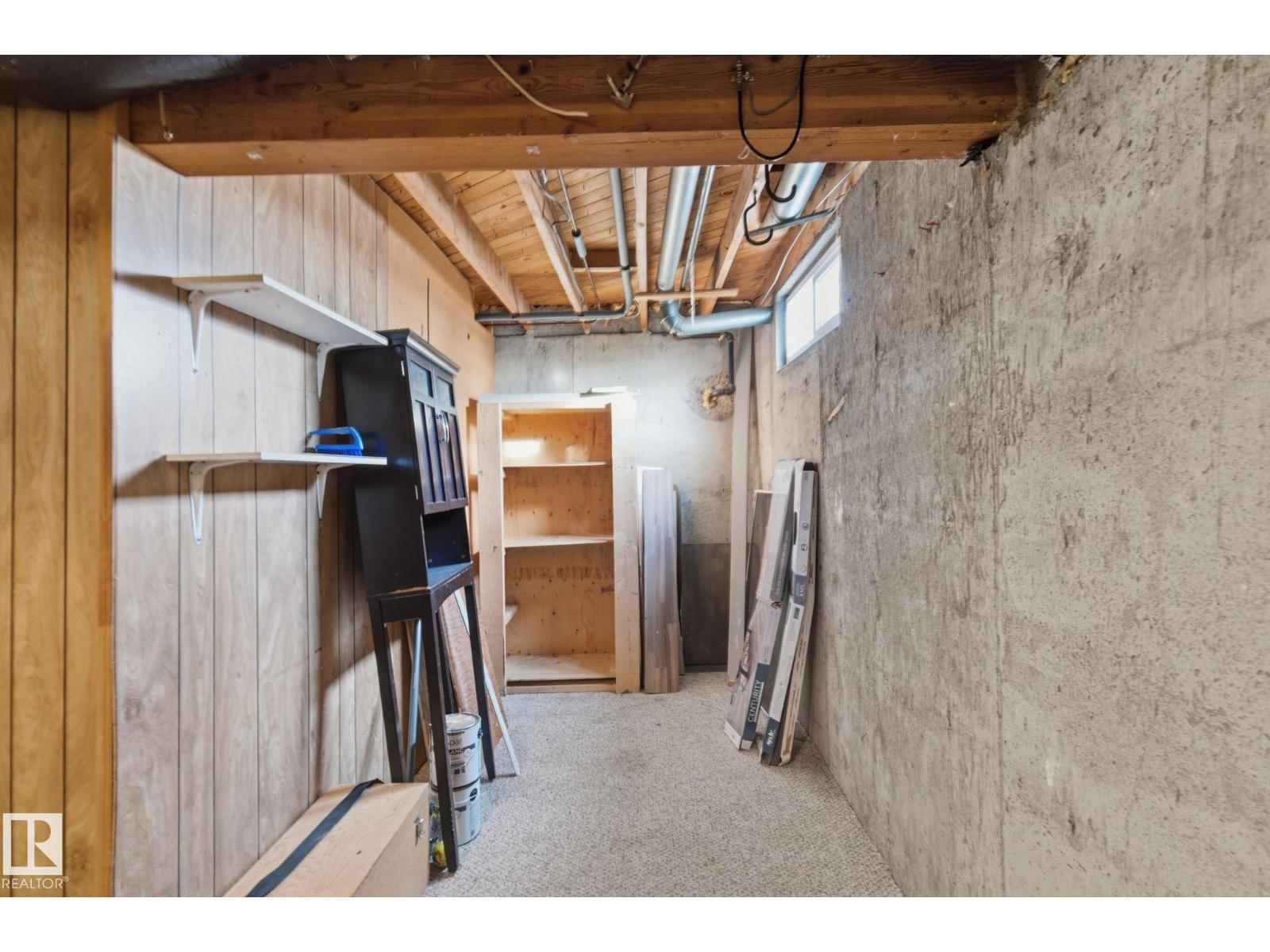 180 LONDONDERRY SQ NW, Edmonton