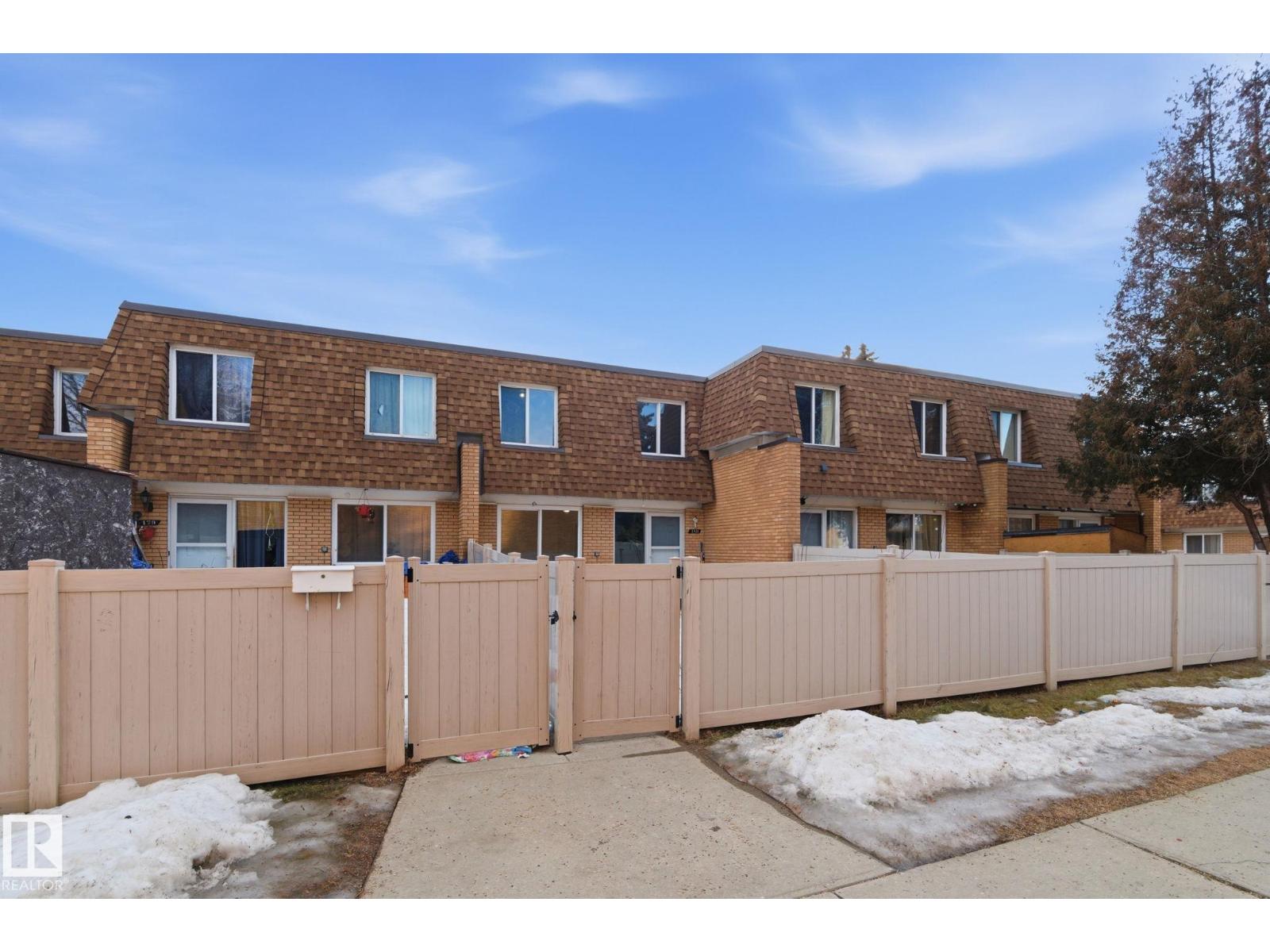 180 LONDONDERRY SQ NW, Edmonton