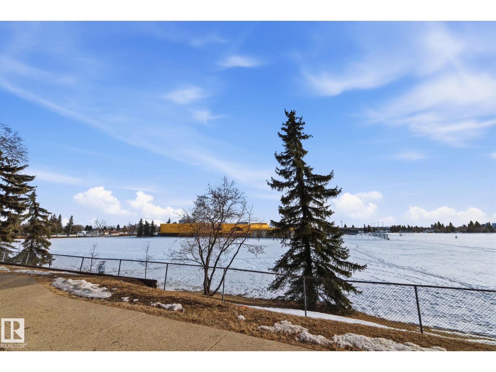 180 LONDONDERRY SQ NW, Edmonton