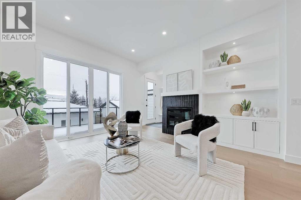 Single Family House for Sale in   Avenue NW Montgomery Calgary 