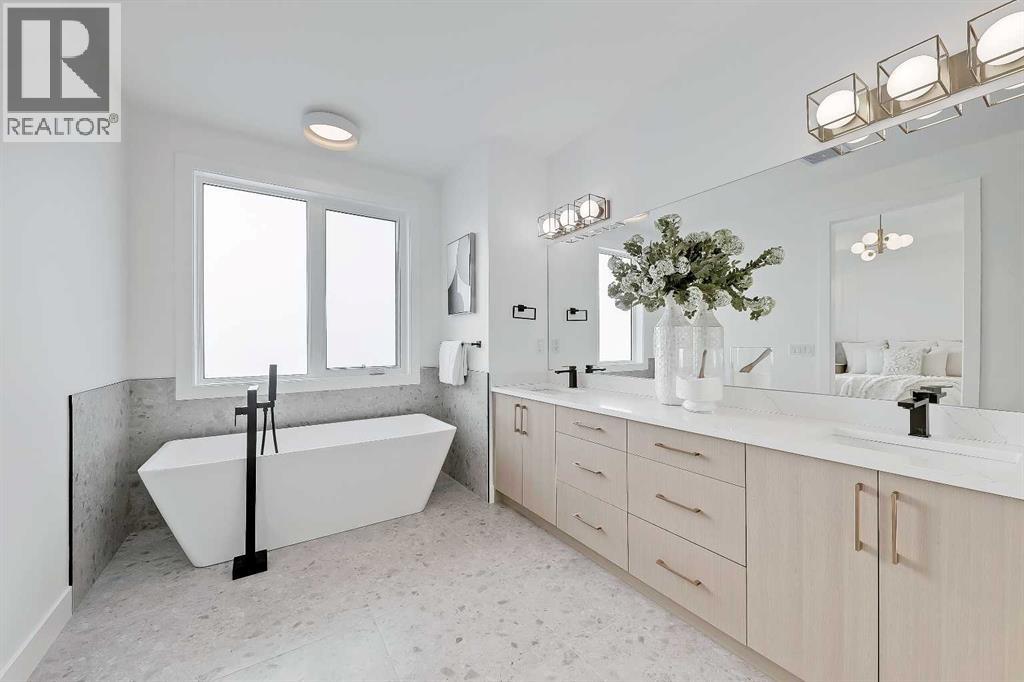 Single Family House for Sale in   Avenue NW Montgomery Calgary 