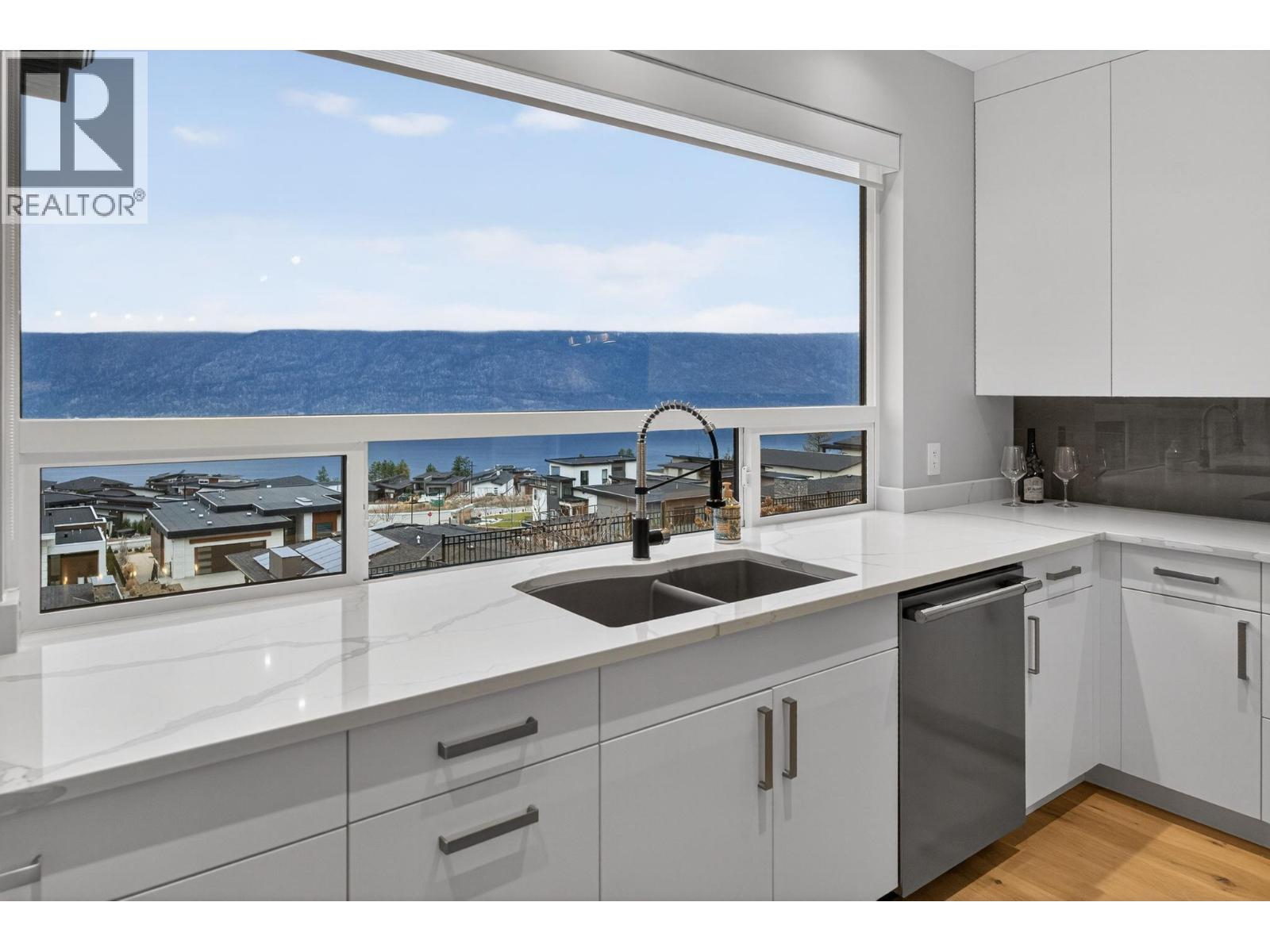  9882 Beacon Hill Drive, Lake Country