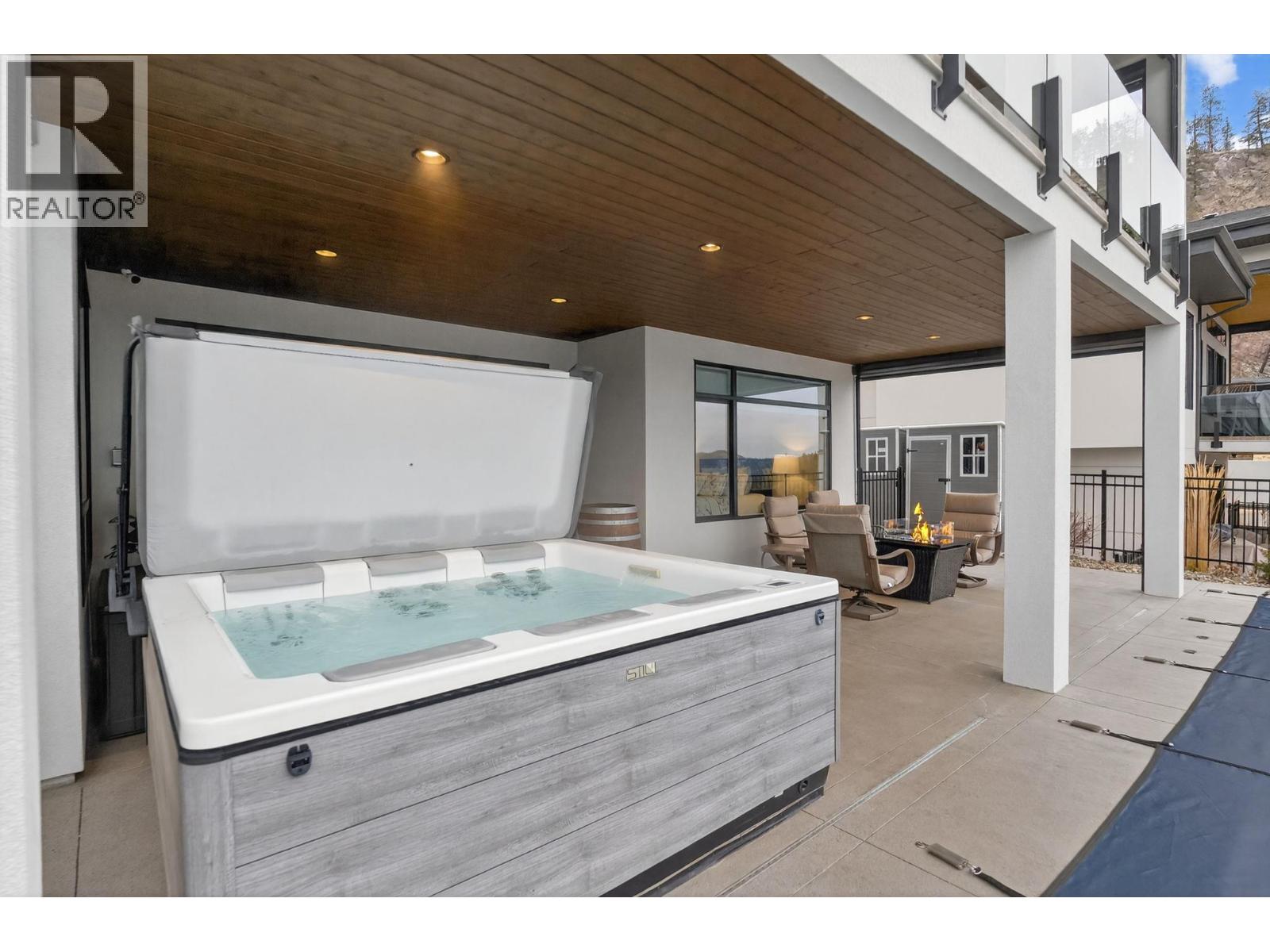  9882 Beacon Hill Drive, Lake Country