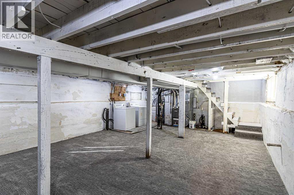 Single Family House Bungalow for Sale in   Avenue NW Sunnyside Calgary 