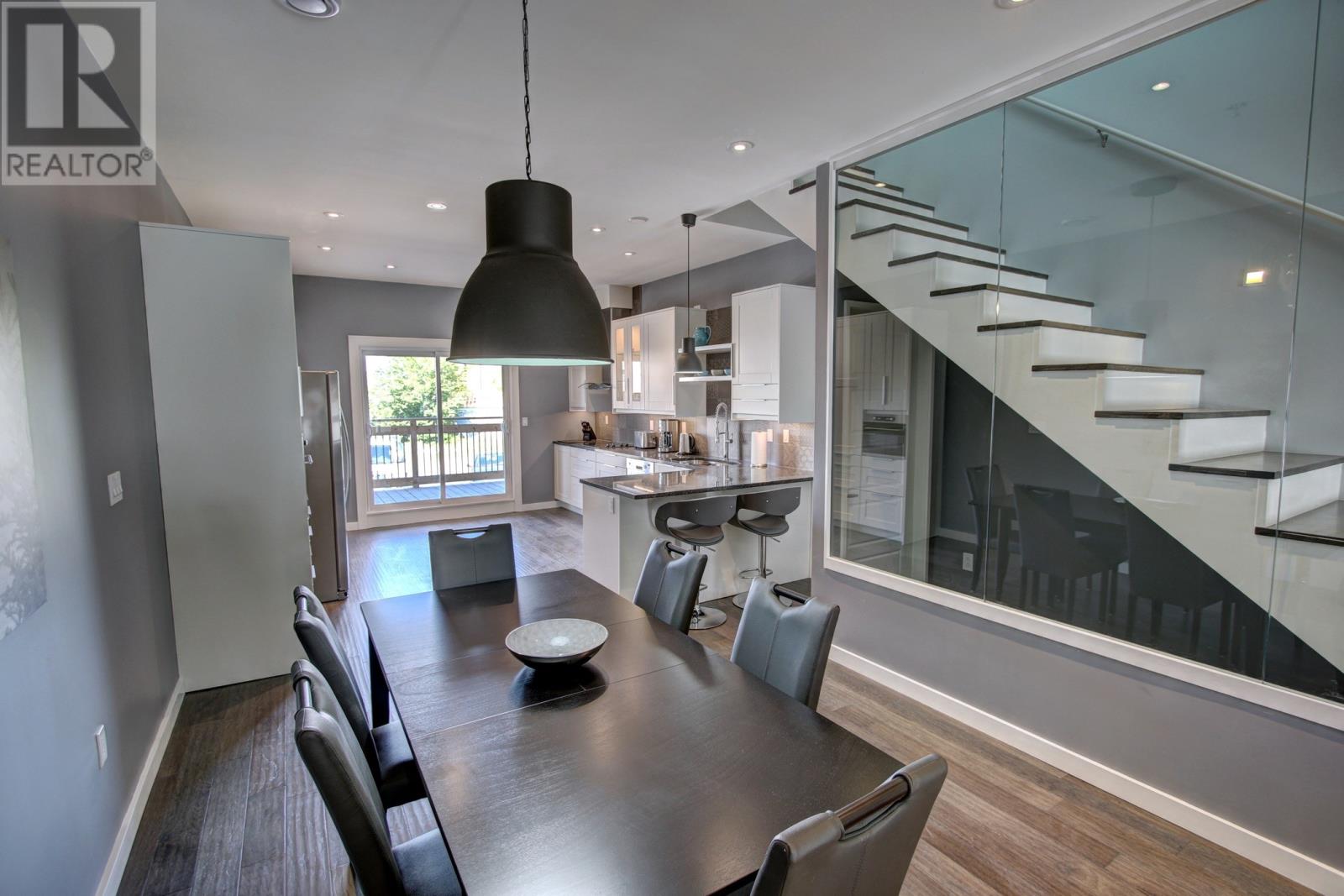 48 Brine Street - 7