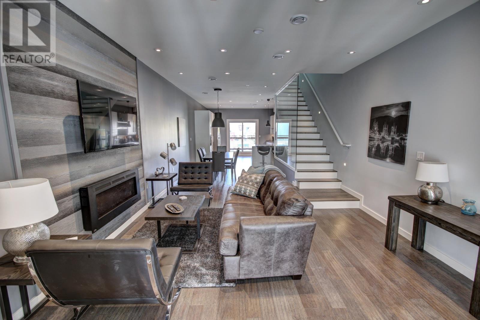 48 Brine Street - 3
