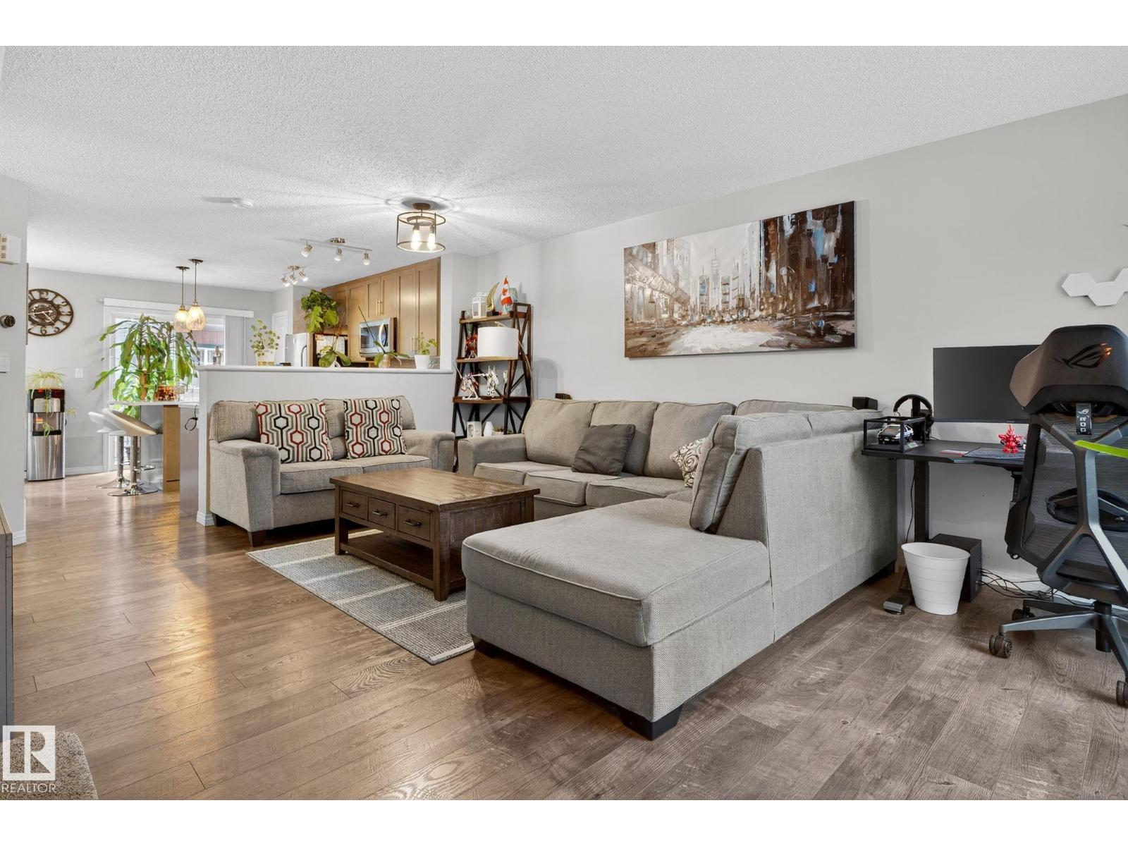 #80 3305 ORCHARDS LINK LI SW, Edmonton