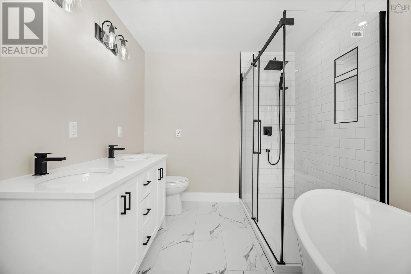 Property 19 of 46 of 5042 471 Bondi Drive, Indigo Shores