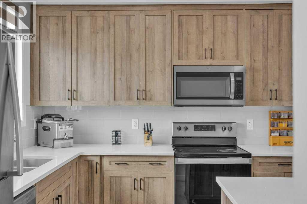 Single Family House for Sale in  Rangeview Drive SE Rangeview Calgary 