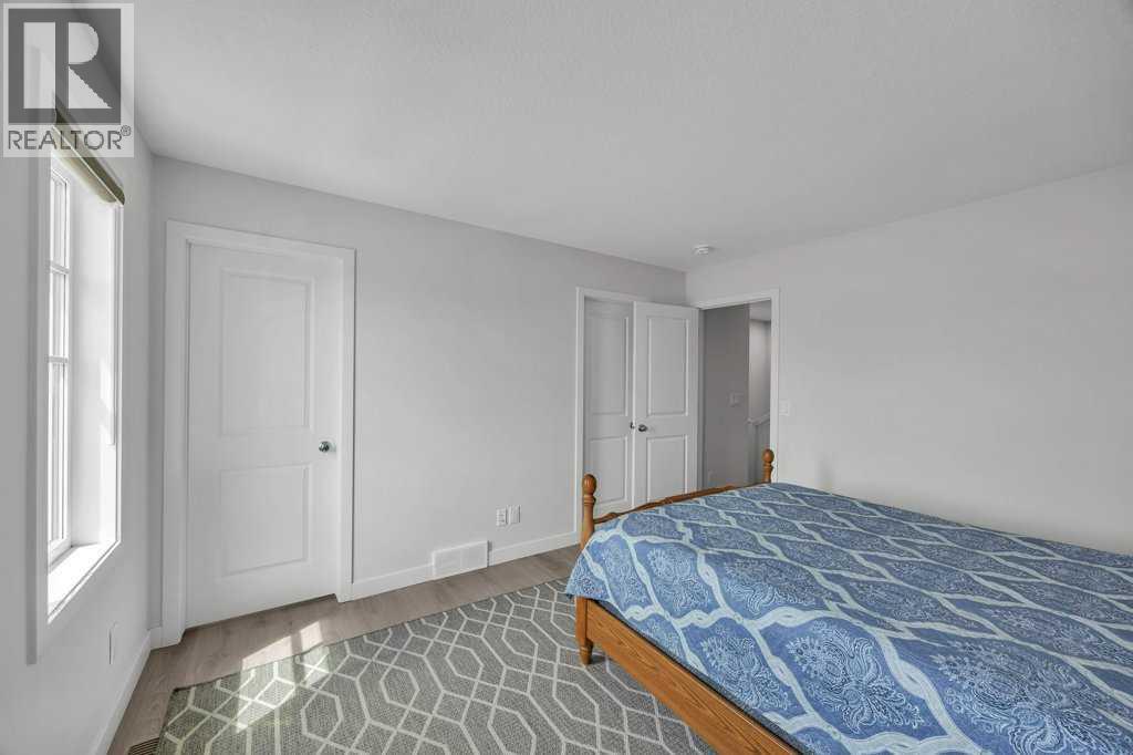 Single Family House for Sale in  Rangeview Drive SE Rangeview Calgary 