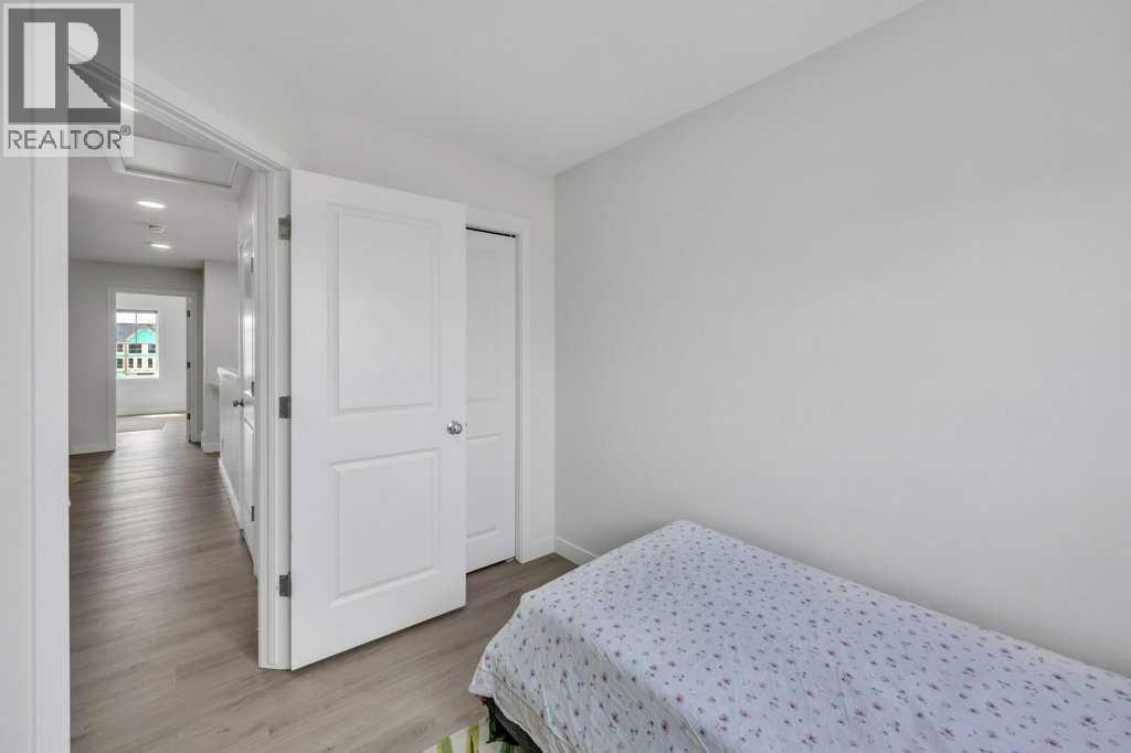 Single Family House for Sale in  Rangeview Drive SE Rangeview Calgary 