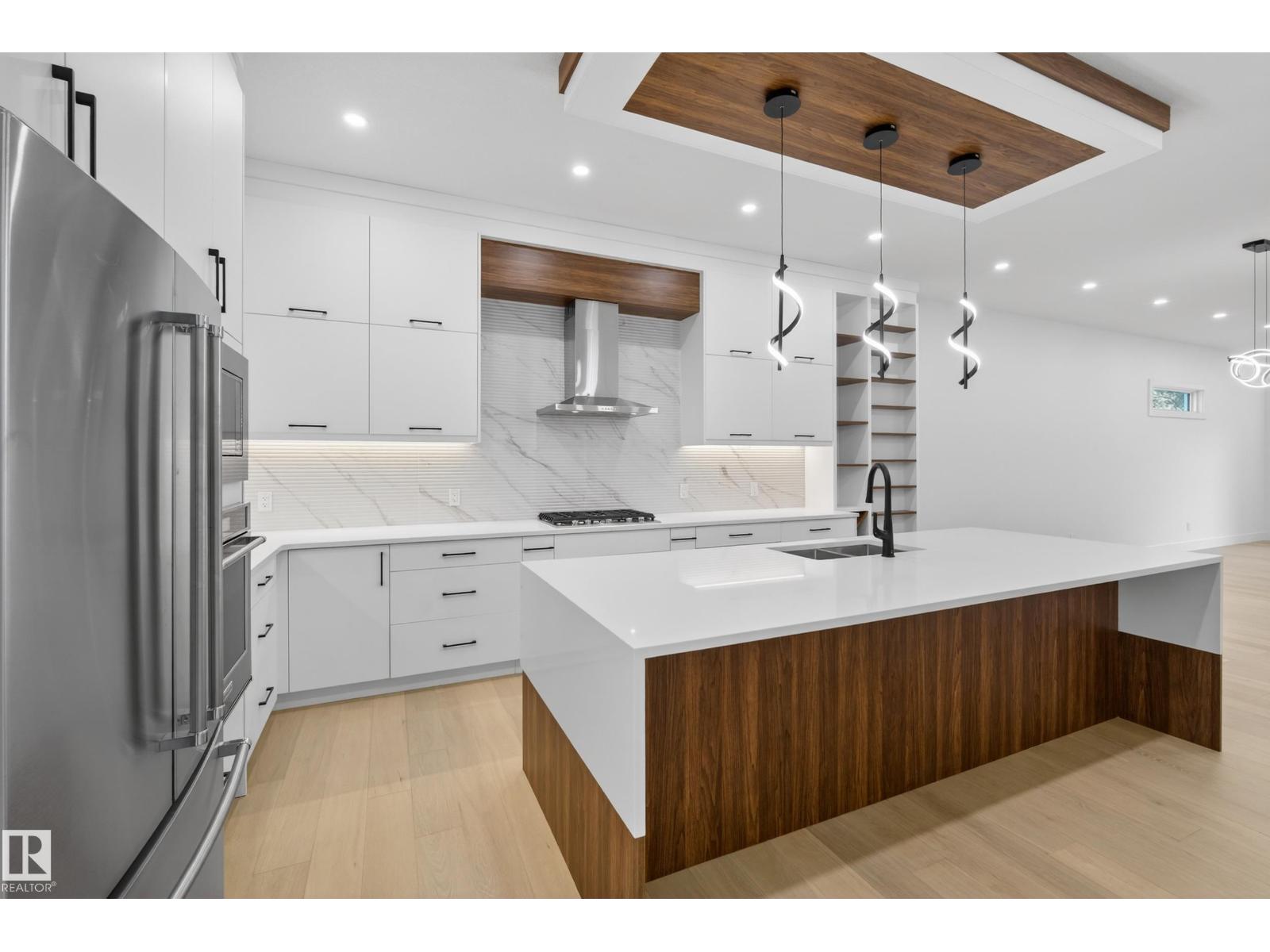 11611 79 NW, Edmonton