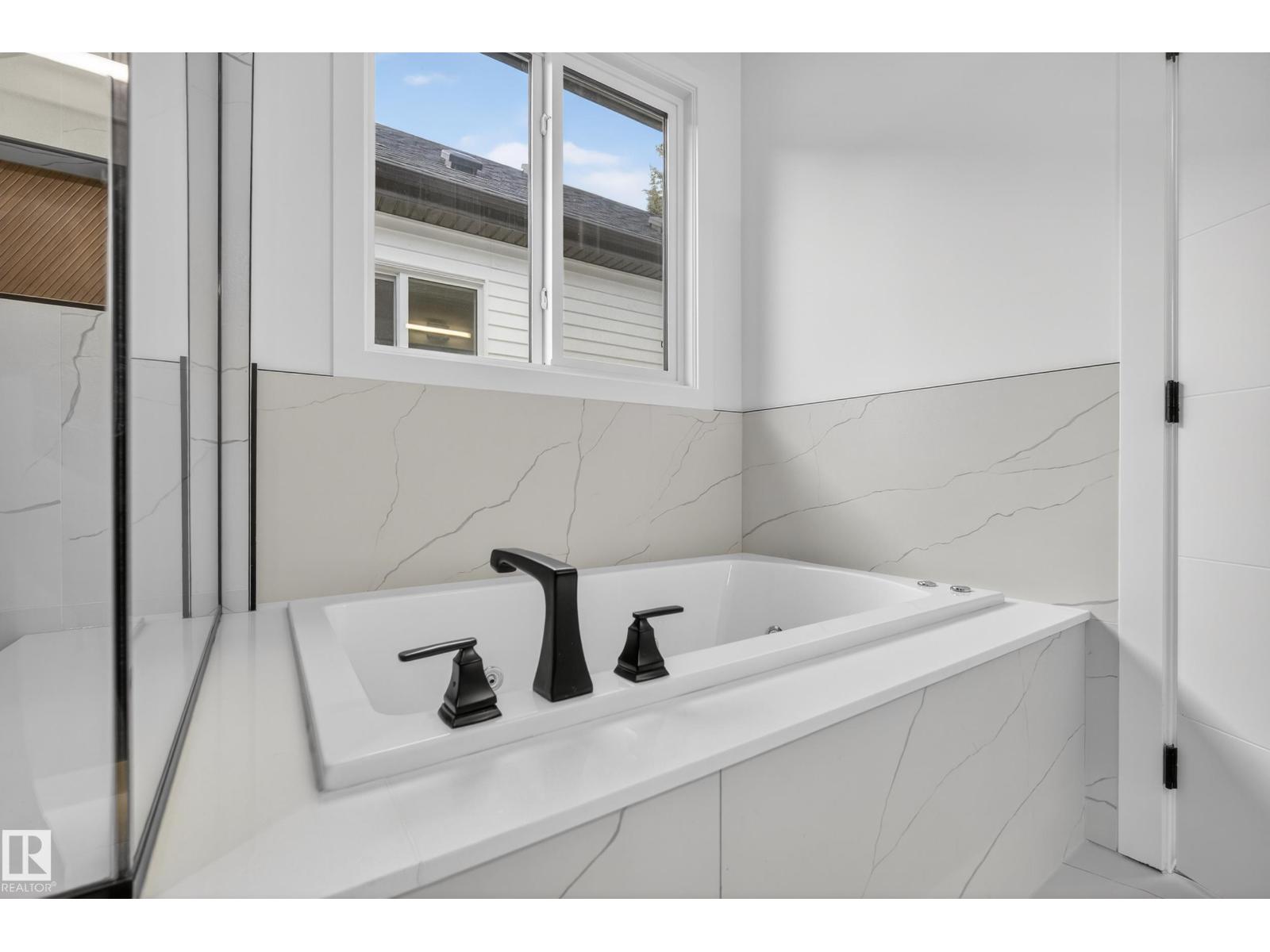 11611 79 NW, Edmonton