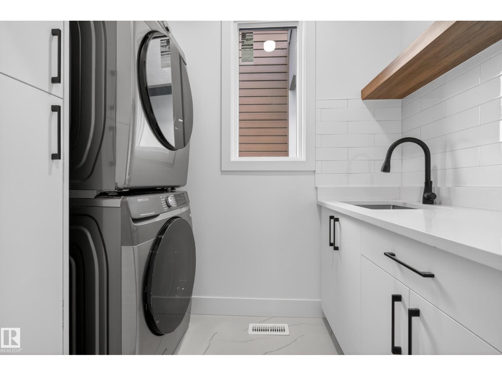 11611 79 NW, Edmonton