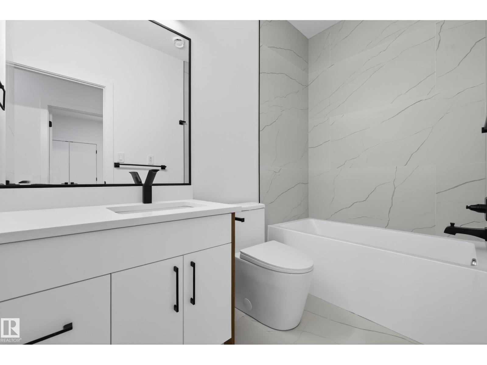 11611 79 NW, Edmonton