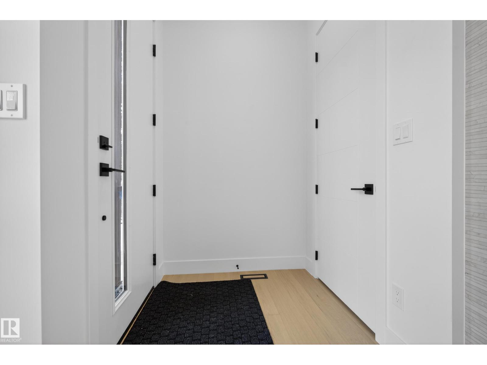 11611 79 NW, Edmonton