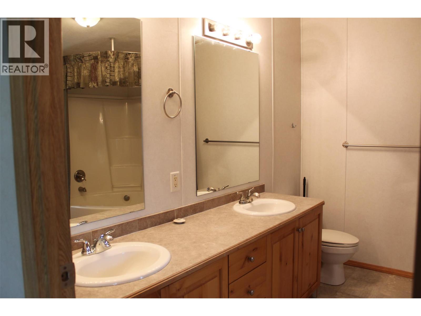 138 COTSWOLD ROAD - 9