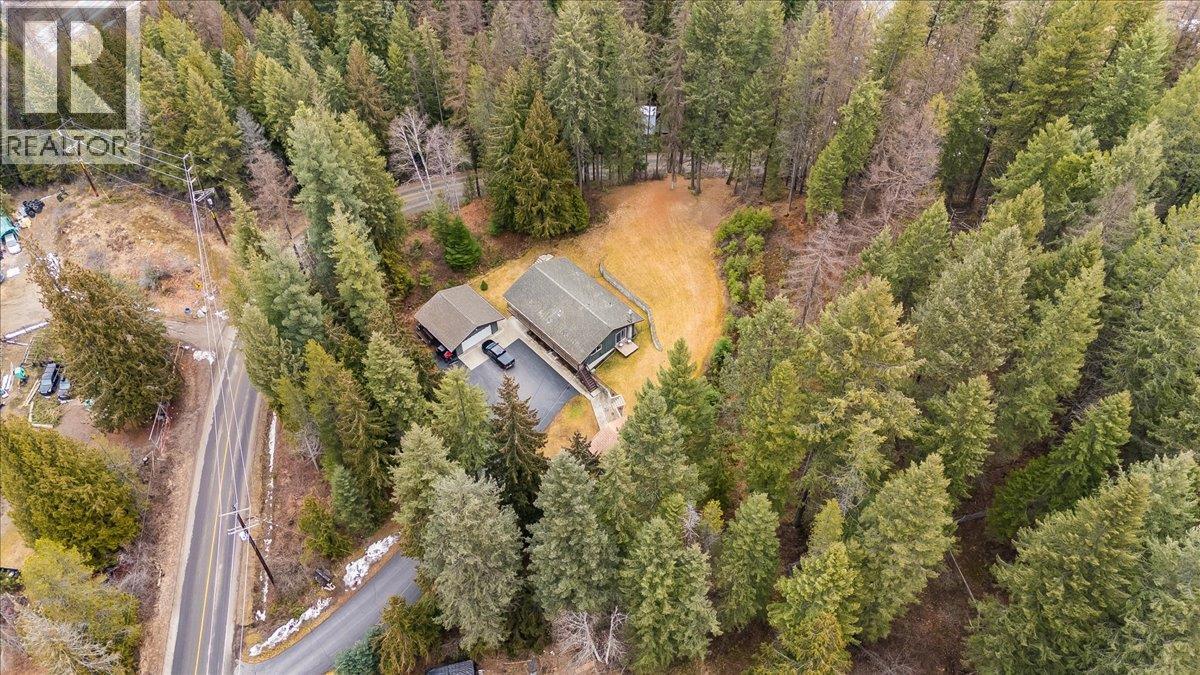 2162 Old Salmo Road, Fruitvale