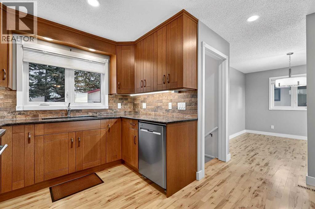 Single Family House Bungalow for Sale in  Lysander Drive SE Ogden Calgary 