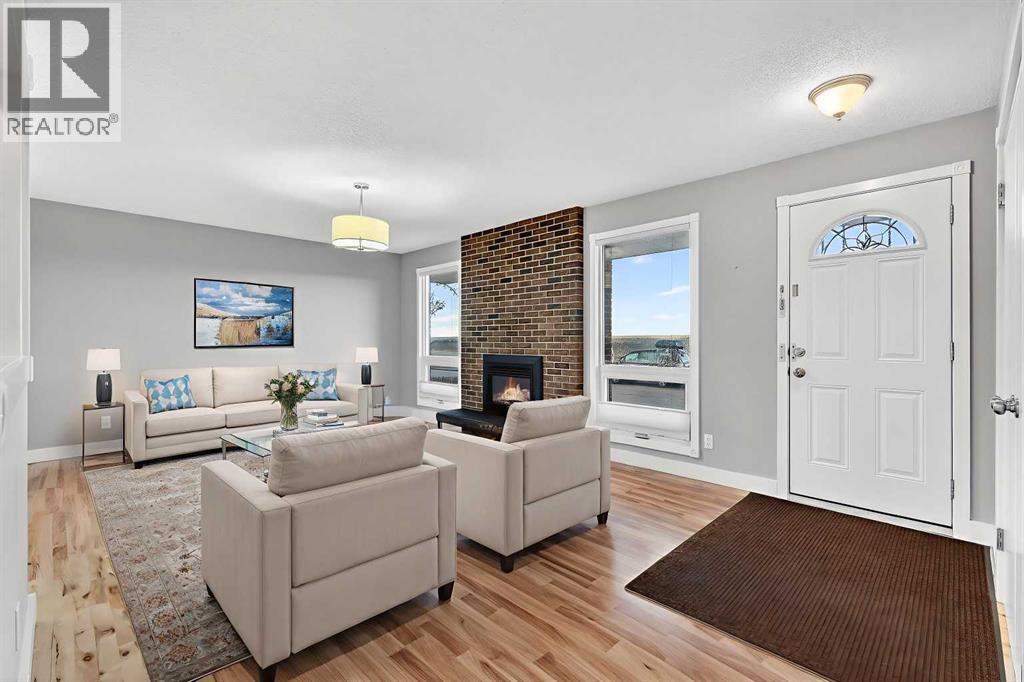 Single Family House Bungalow for Sale in  Lysander Drive SE Ogden Calgary 