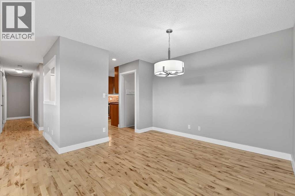 Single Family House Bungalow for Sale in  Lysander Drive SE Ogden Calgary 