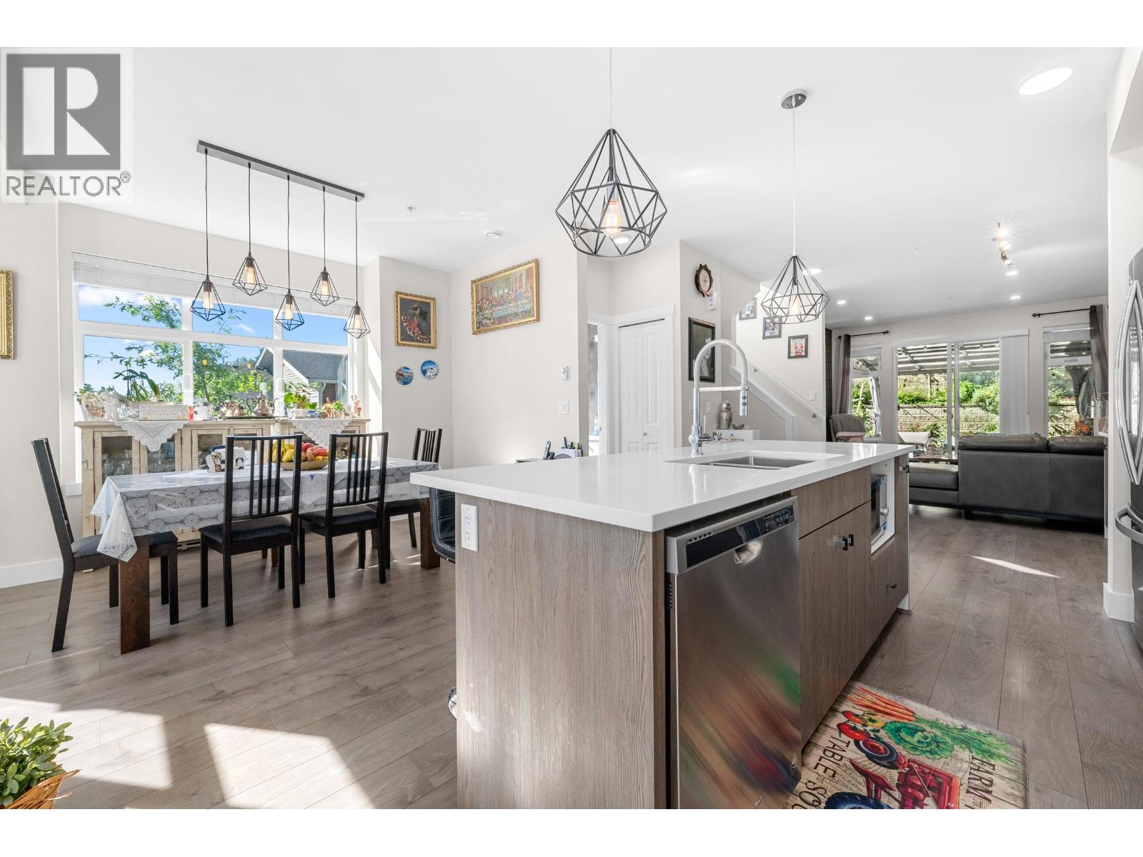 37 24108 104 AVENUE, Maple Ridge