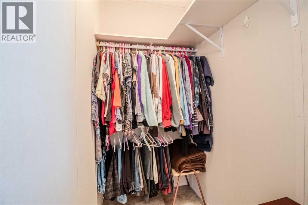 
          192 10046 township road 422
            <br/>
            <span>Rural Ponoka County</span>
            , 
            <span>AB</span>
             <span>T0C2J0</span>
         - Photo 17