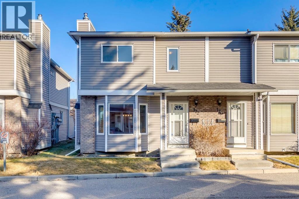 Single Family House for Sale in  Riverglen Park SE Riverbend Calgary 