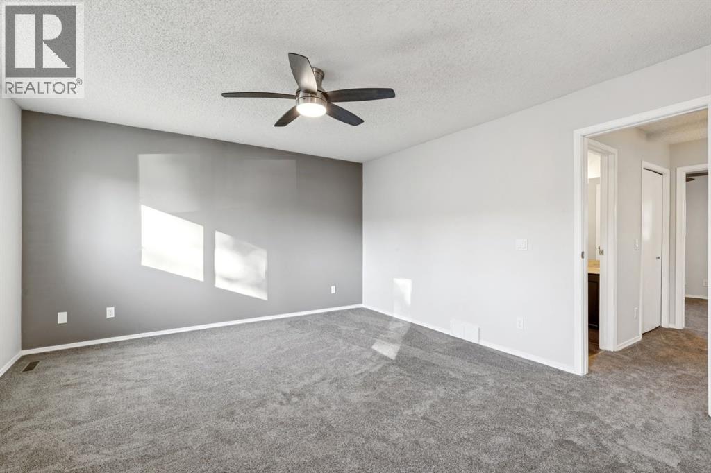 Single Family House for Sale in  Riverglen Park SE Riverbend Calgary 