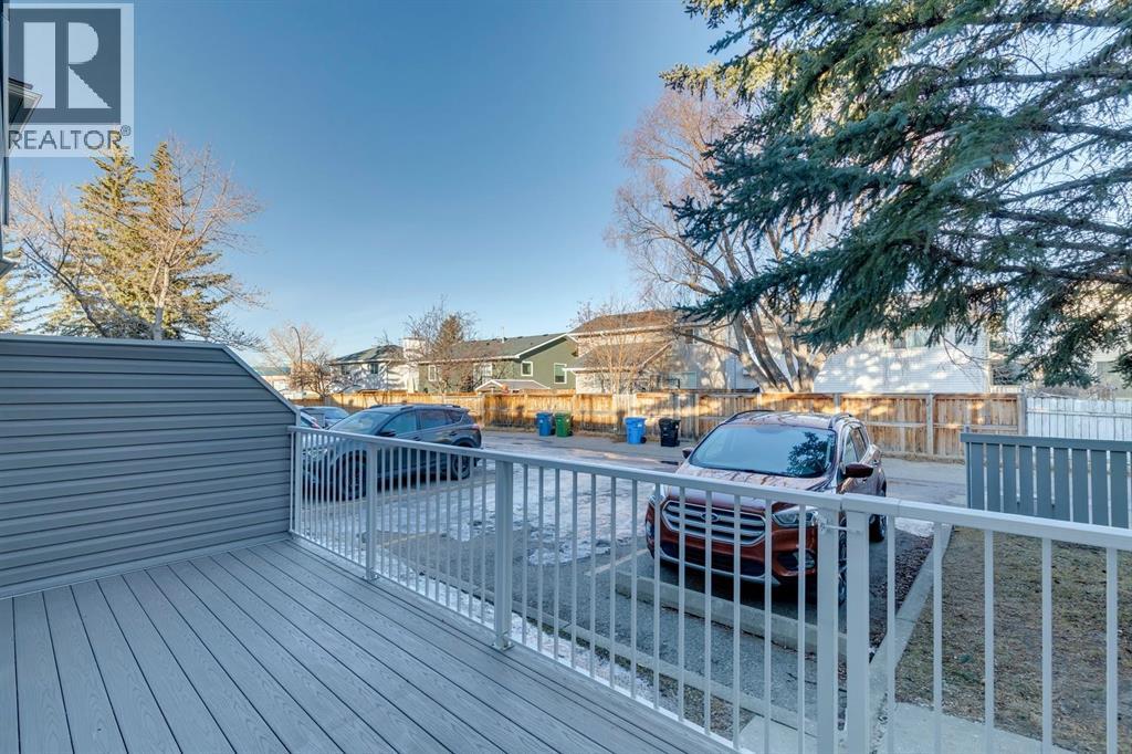 Single Family House for Sale in  Riverglen Park SE Riverbend Calgary 