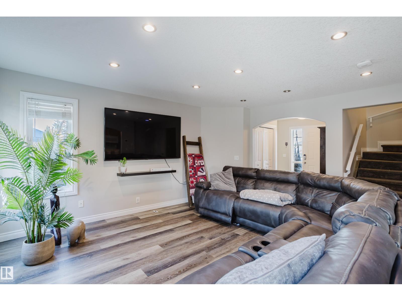 66 GRAYRIDGE CR, Stony Plain