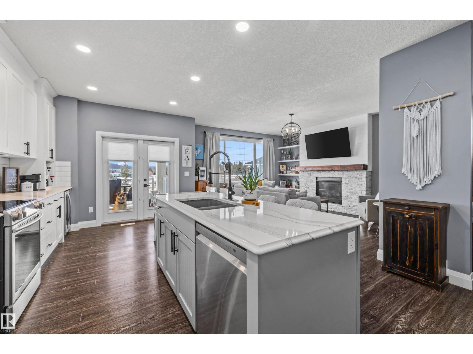 3 HILTON CV, Spruce Grove