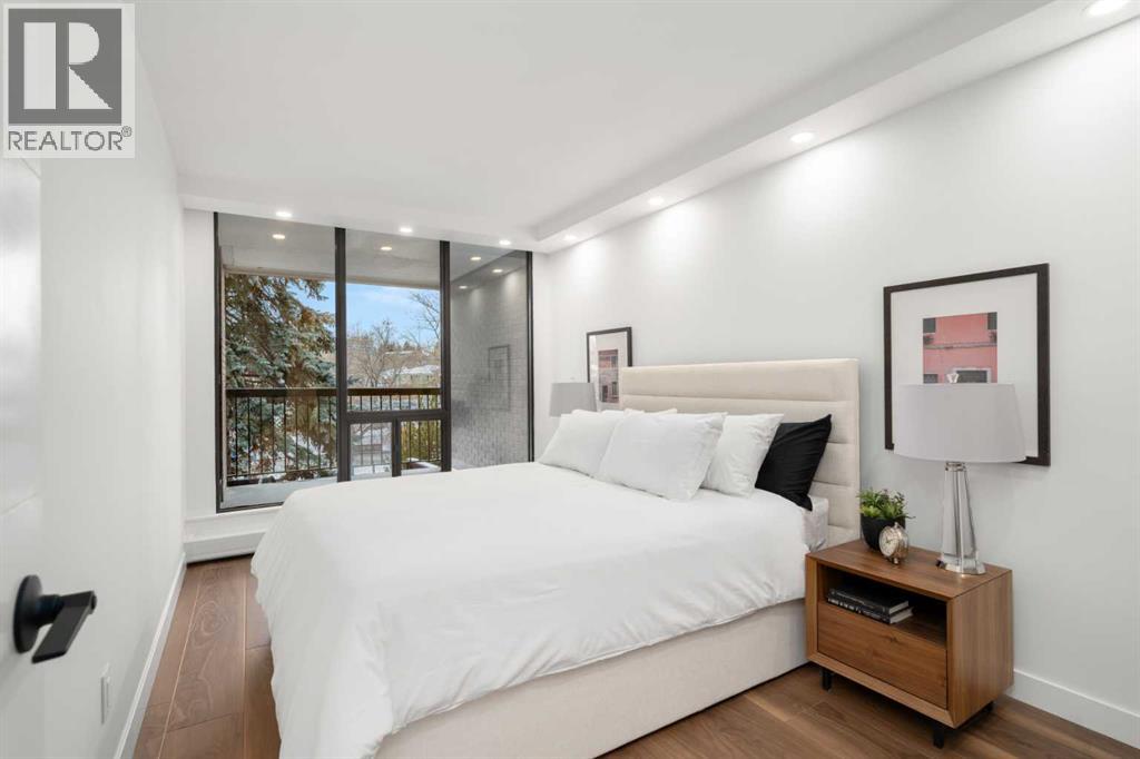 Single Family House Multi-level for Sale in    Avenue SW Mission Calgary 