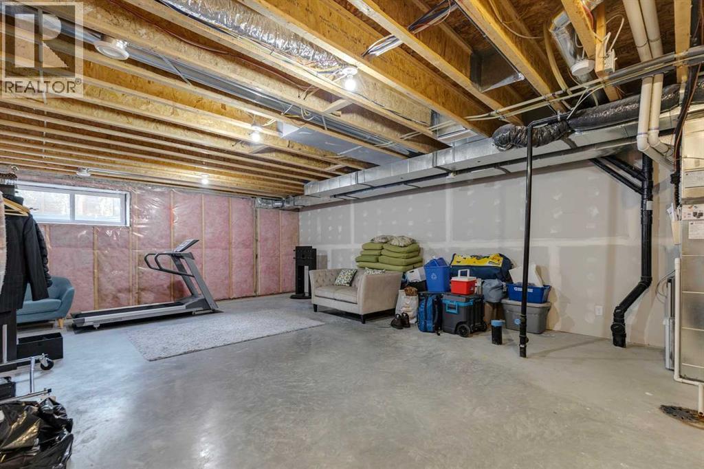 Single Family House 5 Level for Sale in  Sage Bluff Heights NW Sage Hill Calgary 