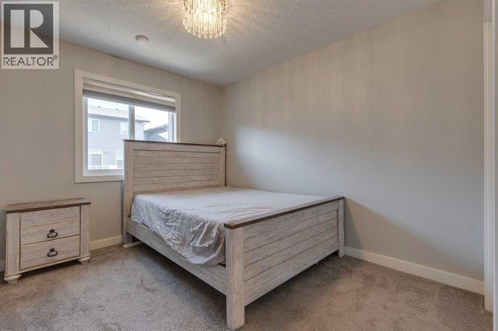 Single Family House 5 Level for Sale in  Sage Bluff Heights NW Sage Hill Calgary 