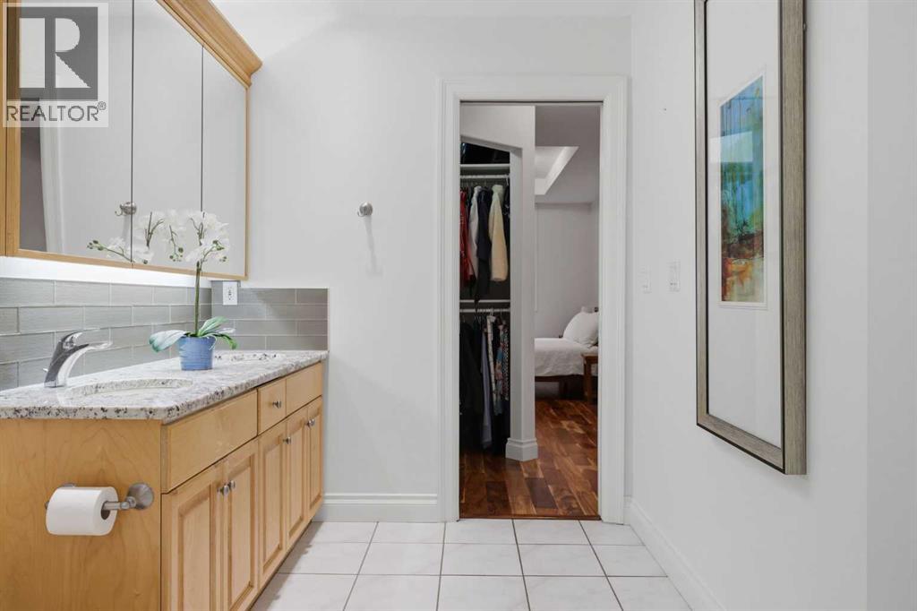 Single Family House for Sale in    Avenue SW Erlton Calgary 