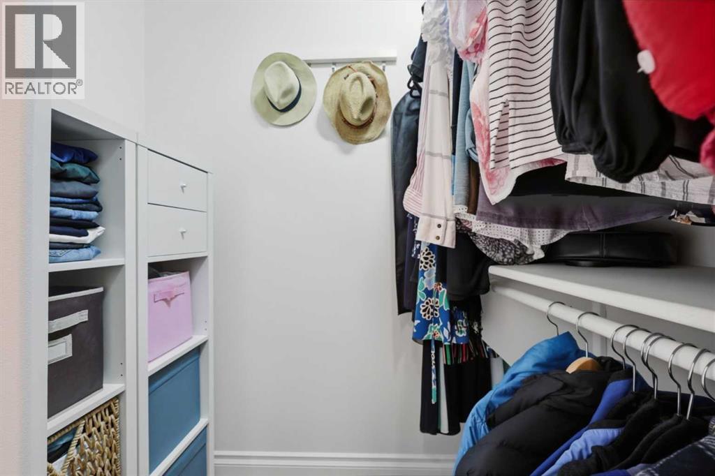 Single Family House for Sale in    Avenue SW Erlton Calgary 