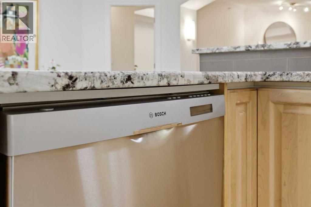 Single Family House for Sale in    Avenue SW Erlton Calgary 