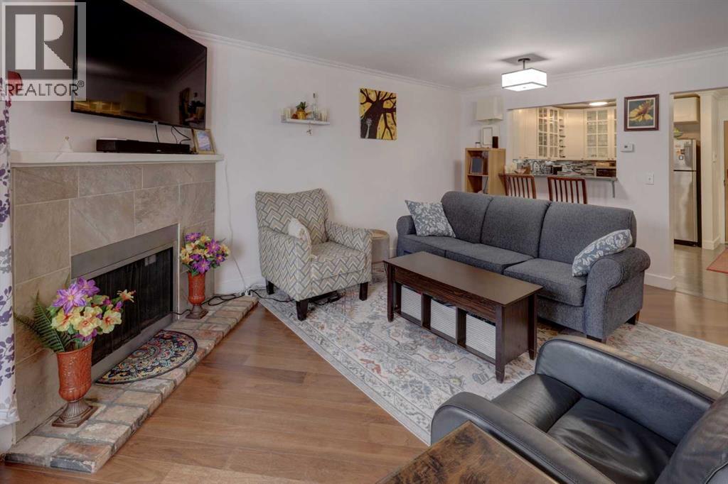 Single Family House for Sale in   A Street SW Bankview Calgary 