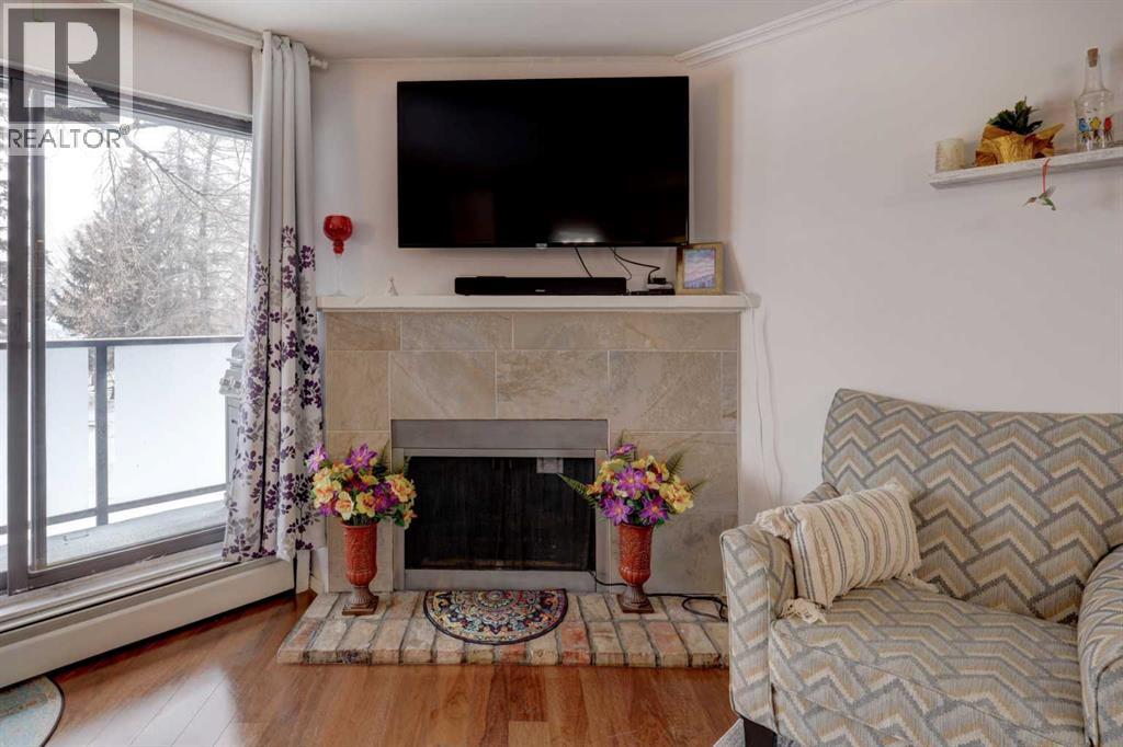 Single Family House for Sale in   A Street SW Bankview Calgary 