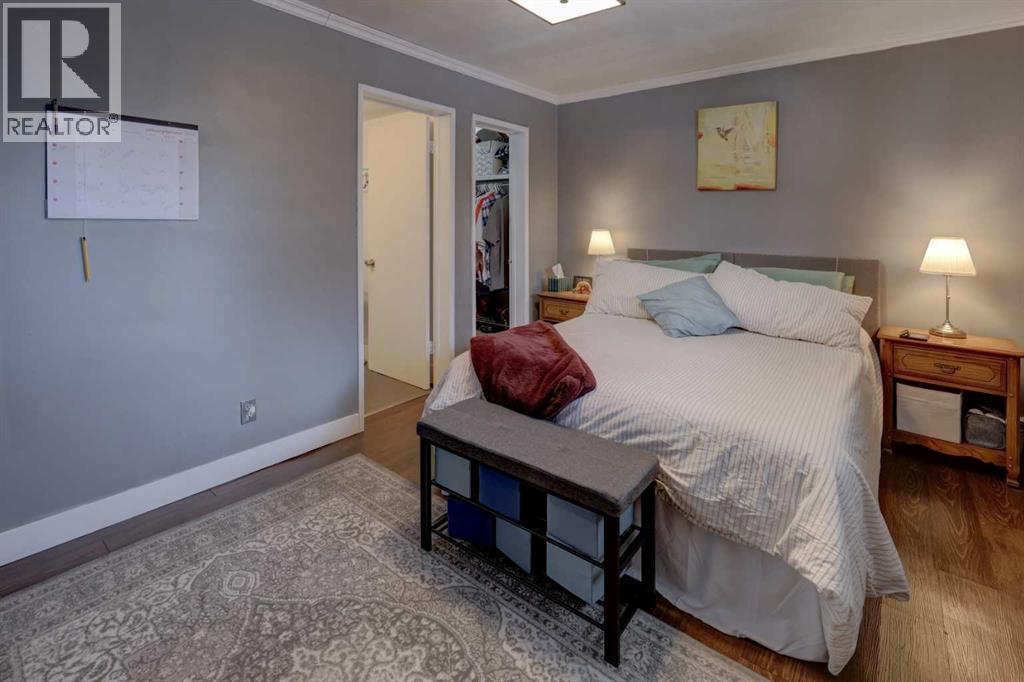 Single Family House for Sale in   A Street SW Bankview Calgary 