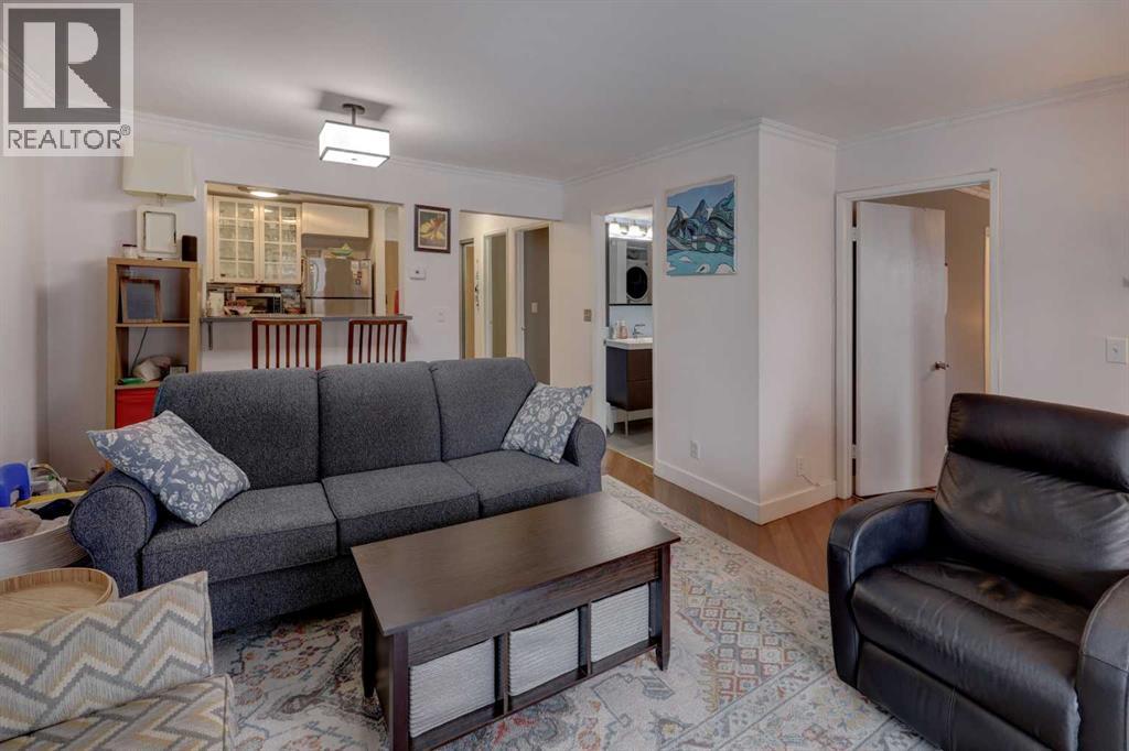 Single Family House for Sale in   A Street SW Bankview Calgary 