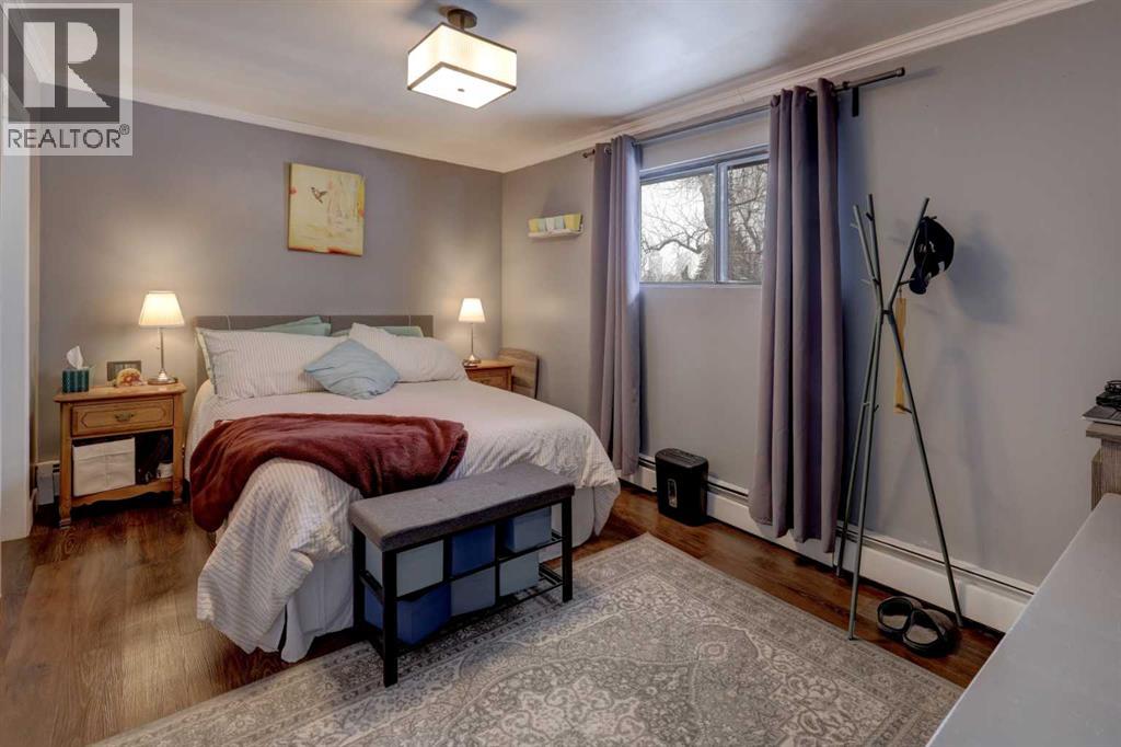 Single Family House for Sale in   A Street SW Bankview Calgary 