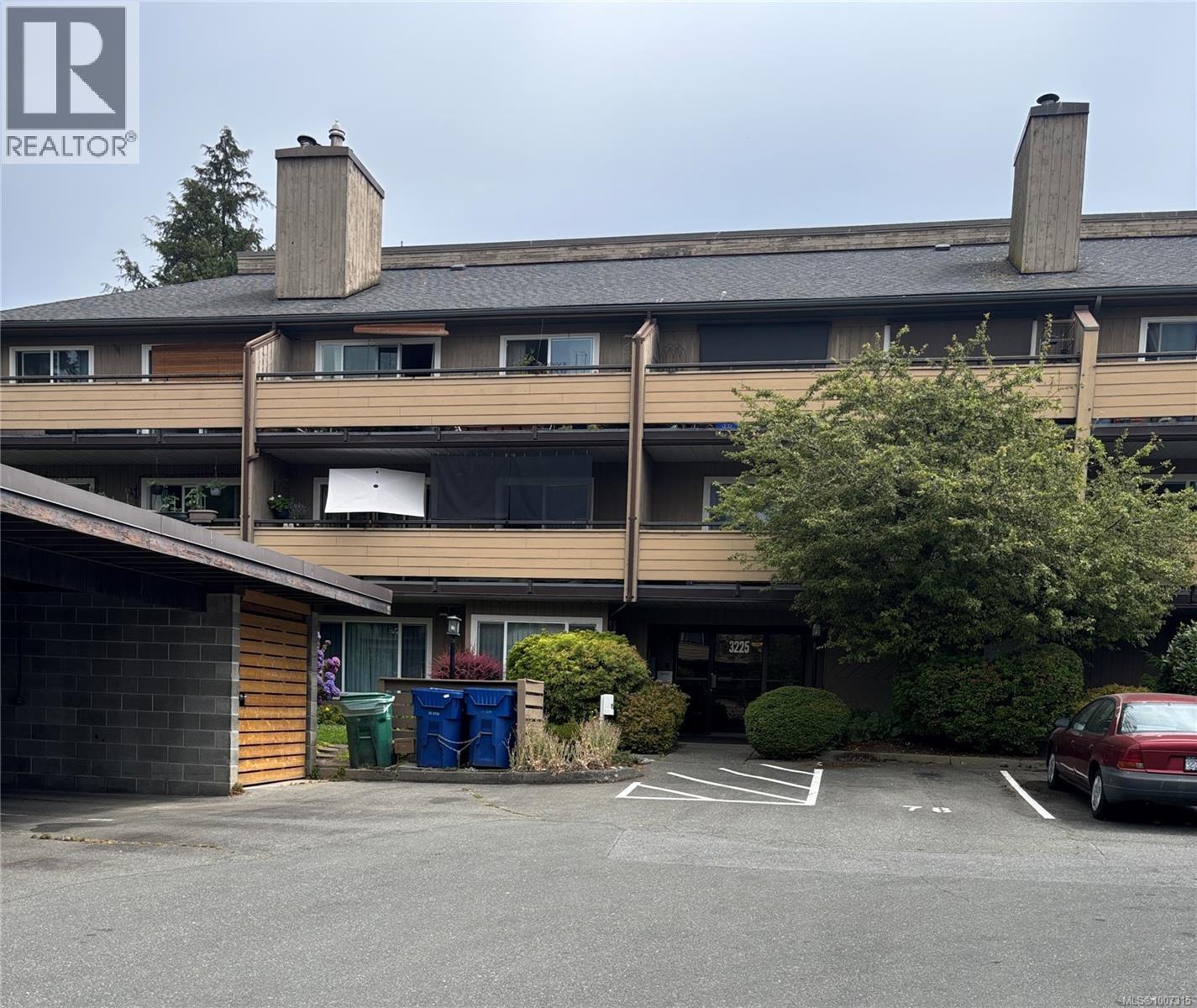 Single Family House for Sale in   Alder St Victoria 