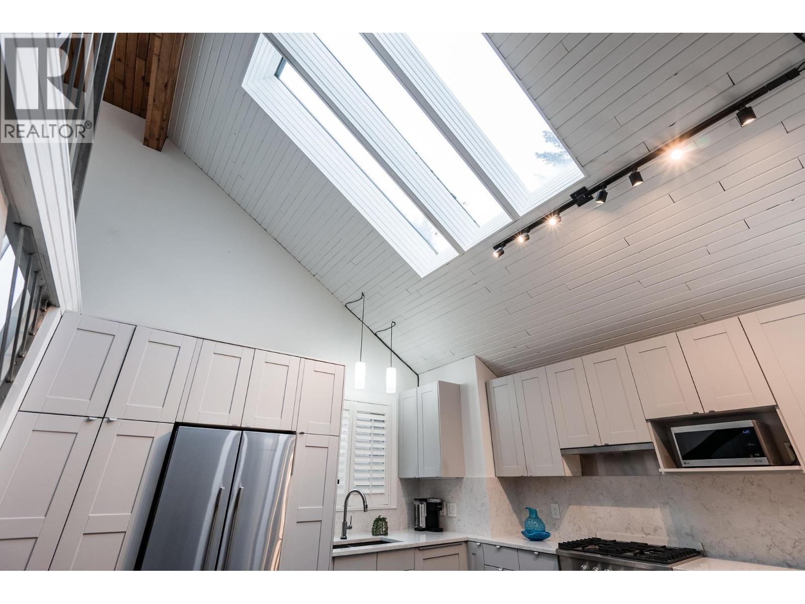 2103 W KEITH ROAD, North Vancouver