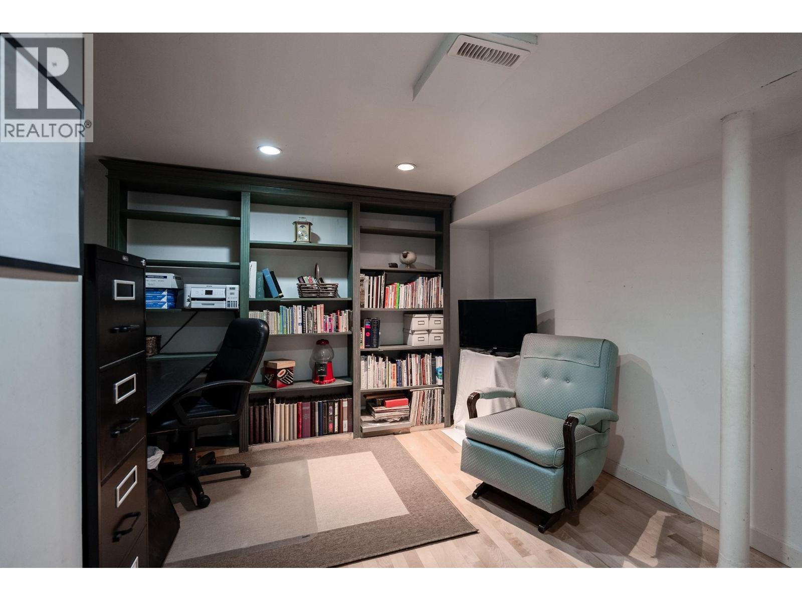 2103 W KEITH ROAD, North Vancouver